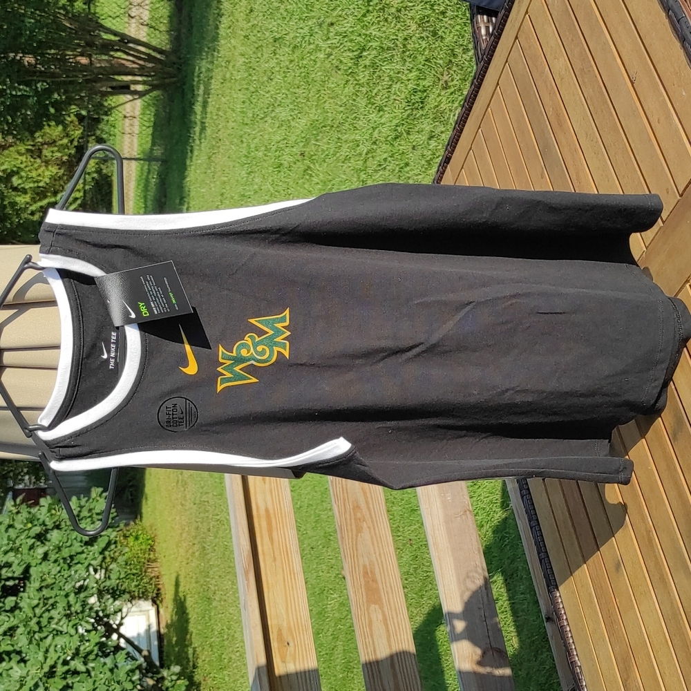 NIKE DRY-FIT . Size: S